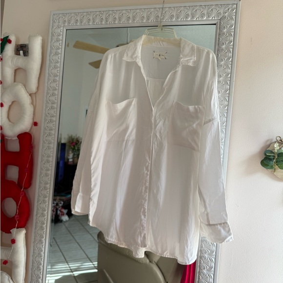 Lou & Grey Tops - Lou & Grey Soft White Top